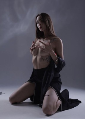 Проститутка Николь